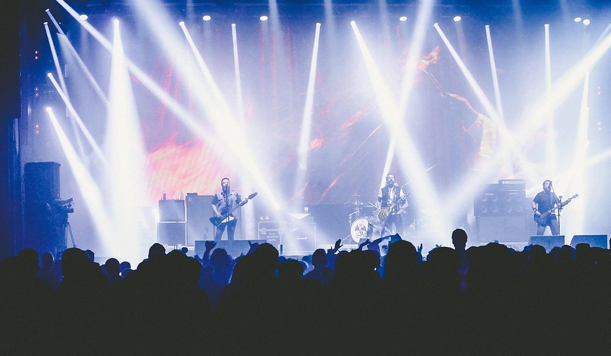 Volunteering at a Folk Festival: What to Expect